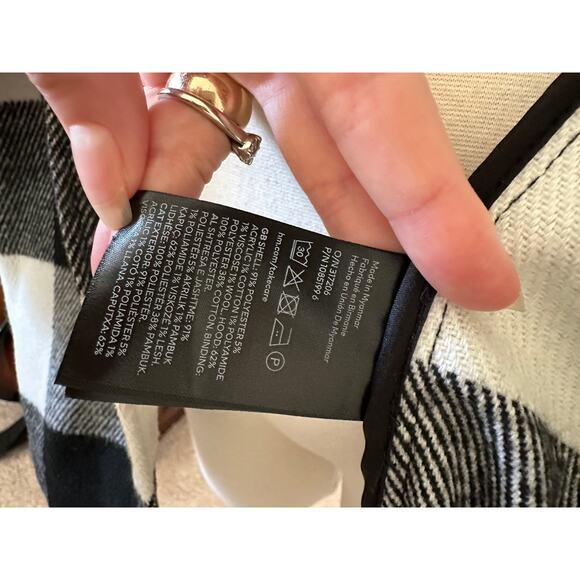 Divided H&M black/white plaid hooded jacket, size small - Picture 14 of 15